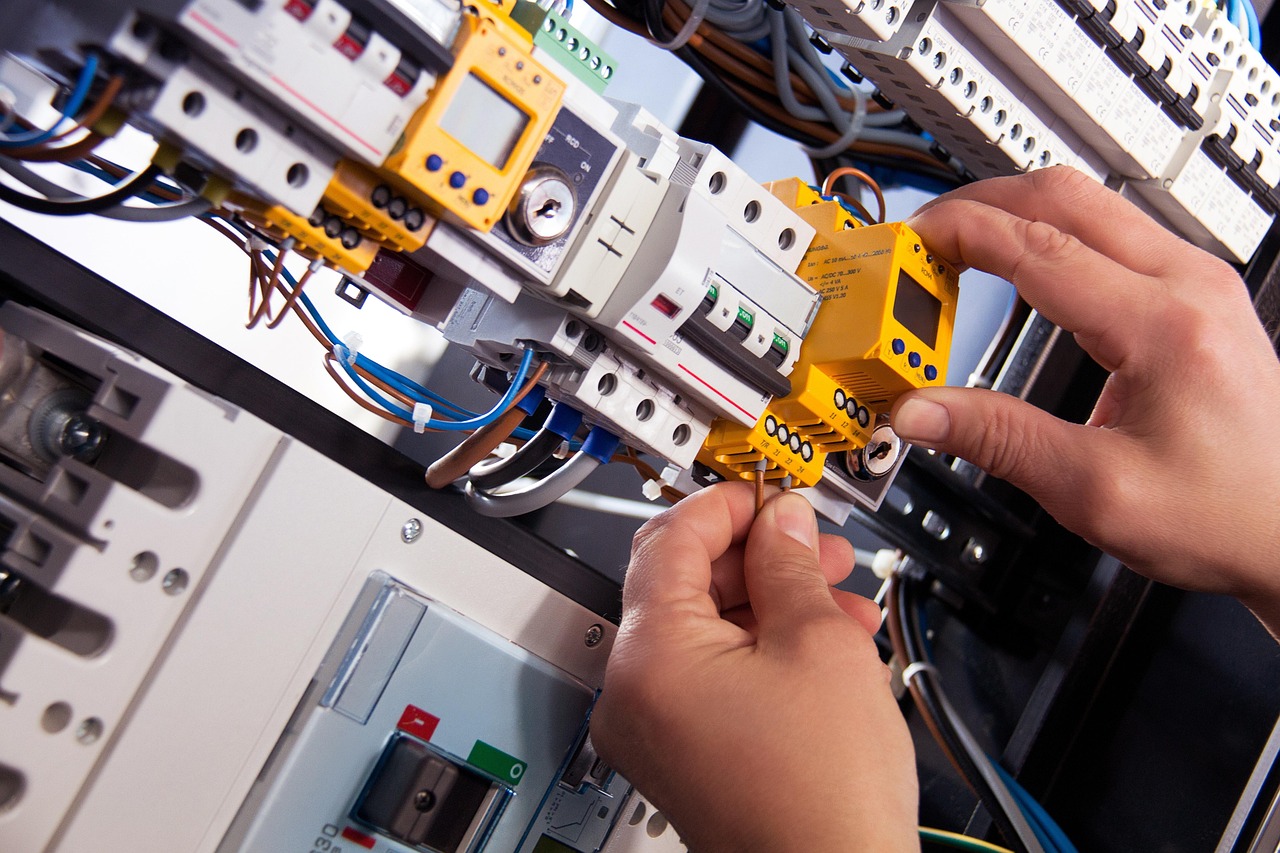 Elektryk Kraków - montaż osprzętu elektrycznego